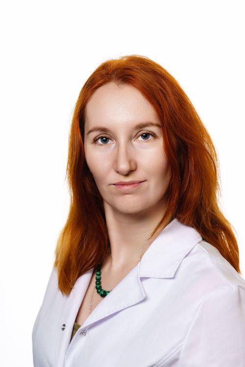 Захарова Анна Евгеньевна